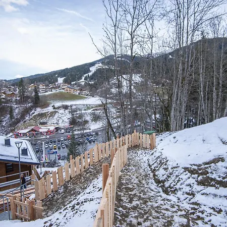 Spacious With Infrared Sauna Chalet Wagrain