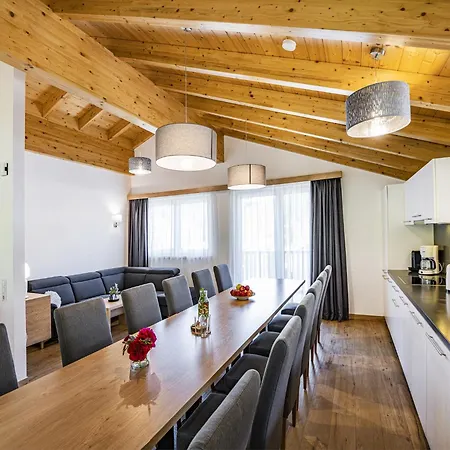 Spacious With Infrared Sauna *